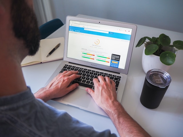Recrutement simplifié avec un Système de Suivi des Candidats intelligent